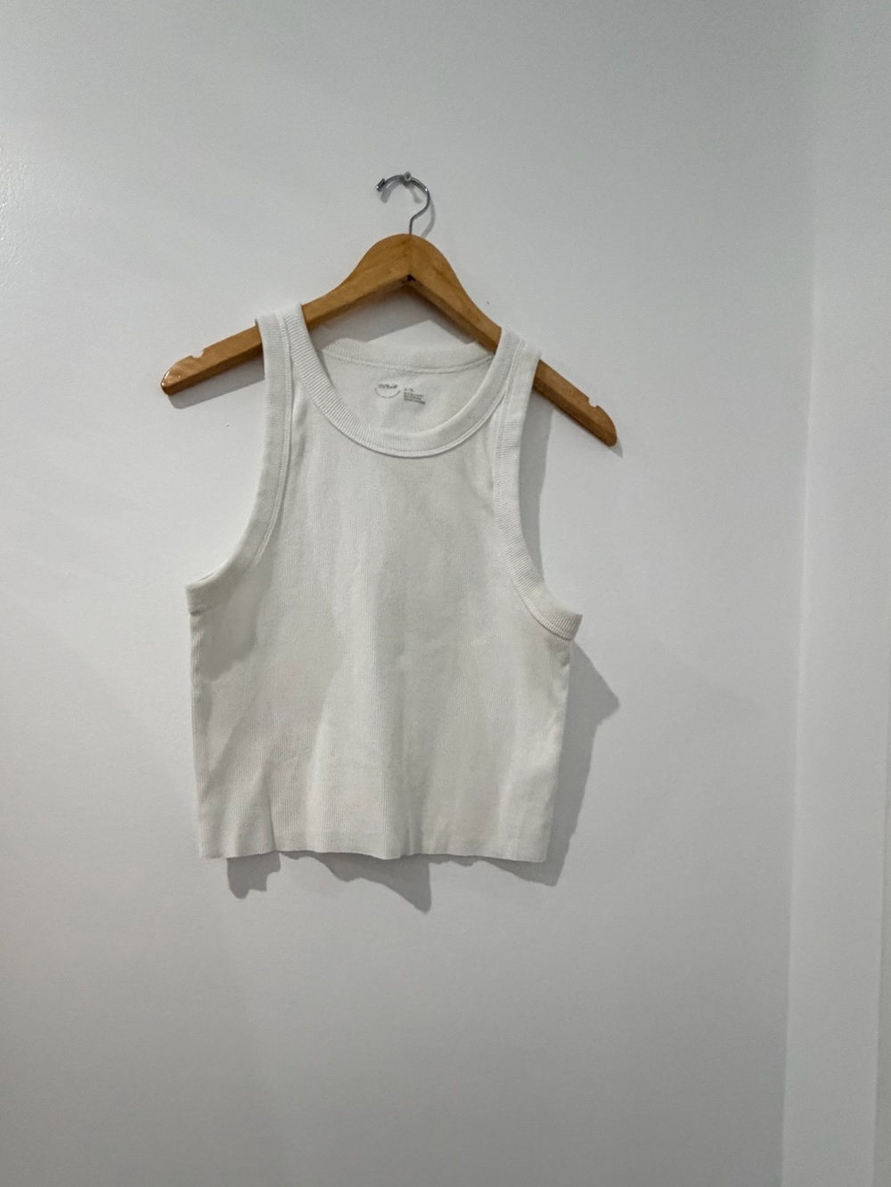 aerie White Ribbed Crop Tank – Sleeveless Scoop Fit like Large